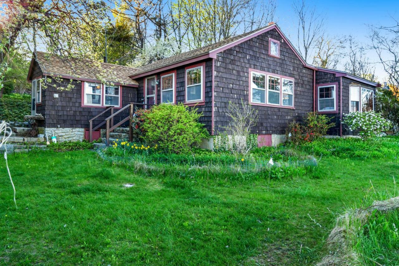 Rustic Rockport Cottage Exterior foto